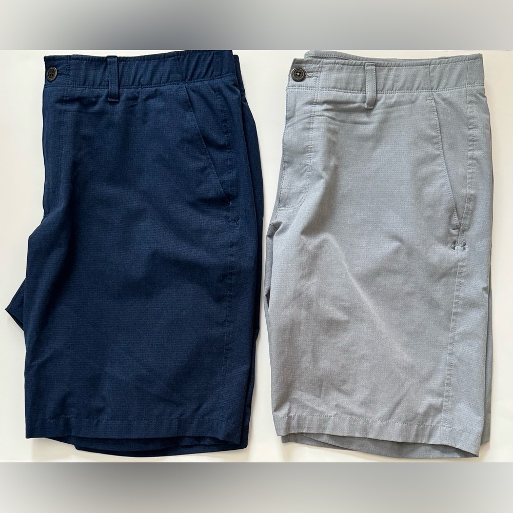 Under Armour Men’s Golf Dress Shorts. Navy & Gray Size 38